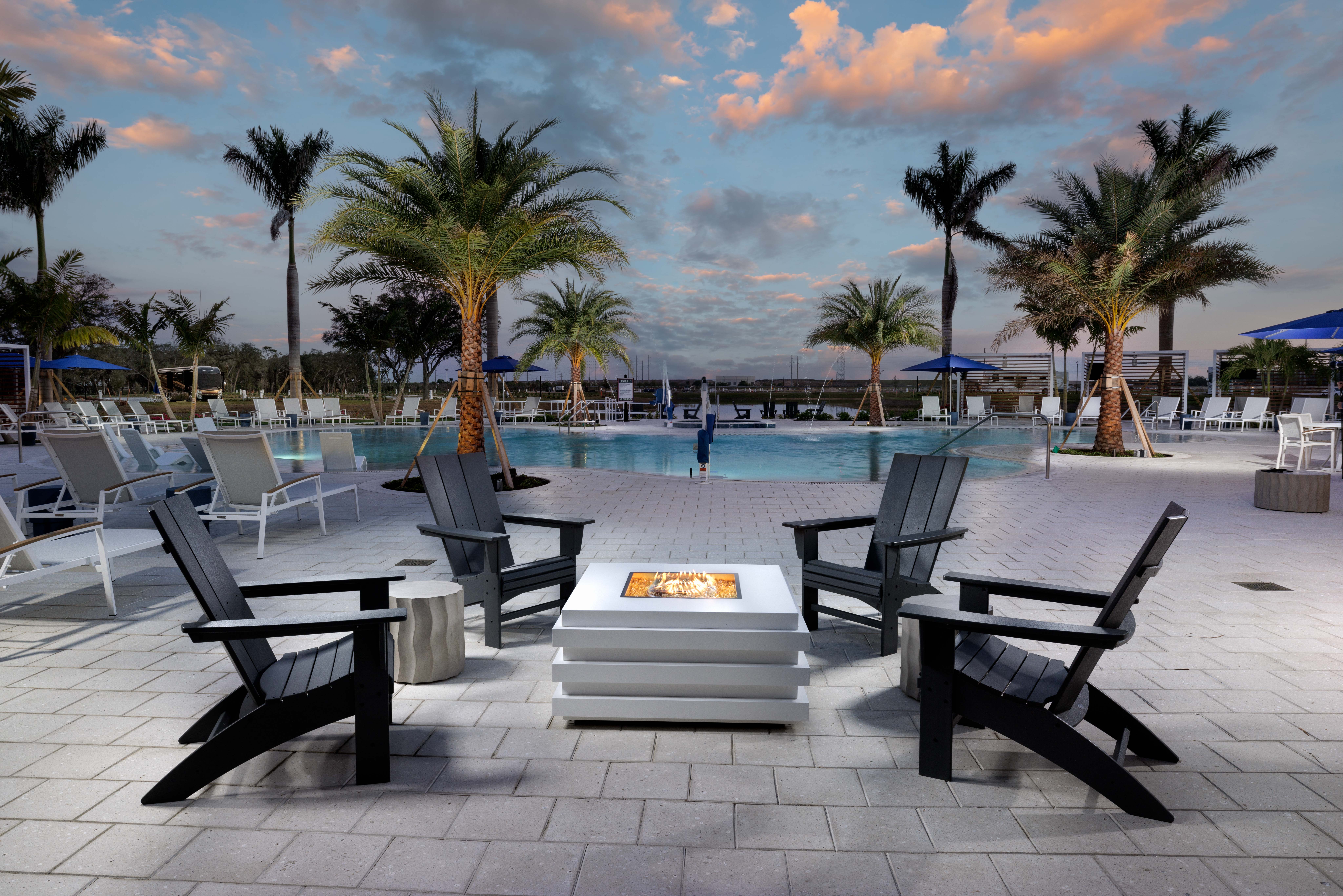 10JAN25_Pool-Deck-Detail--1127-2-